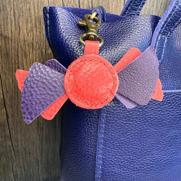 Portland Leather Candy Keychain Portland Leather SUGAR FAST SHIP NEW - Picture 2 of 4